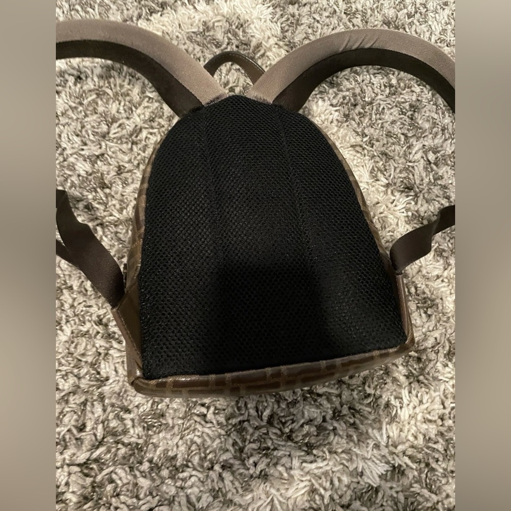 Authentic FENDI Backpack/ FF FENDI LOGO Super cute!! - Picture 6 of 12